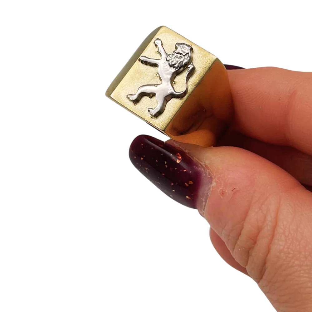 Lion of Judah Signet Ring in 14K Two Tone Gold - Image 8