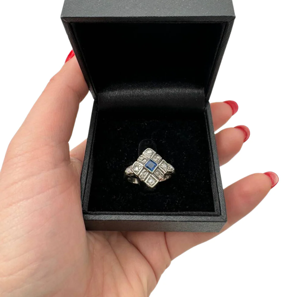 Vintage Style Ring with Blue Sapphire and Old Cut Diamonds in 14K Gold - Image 5