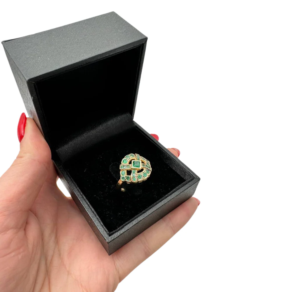 Vintage Style Ring with Emeralds in 14K Gold - Image 5