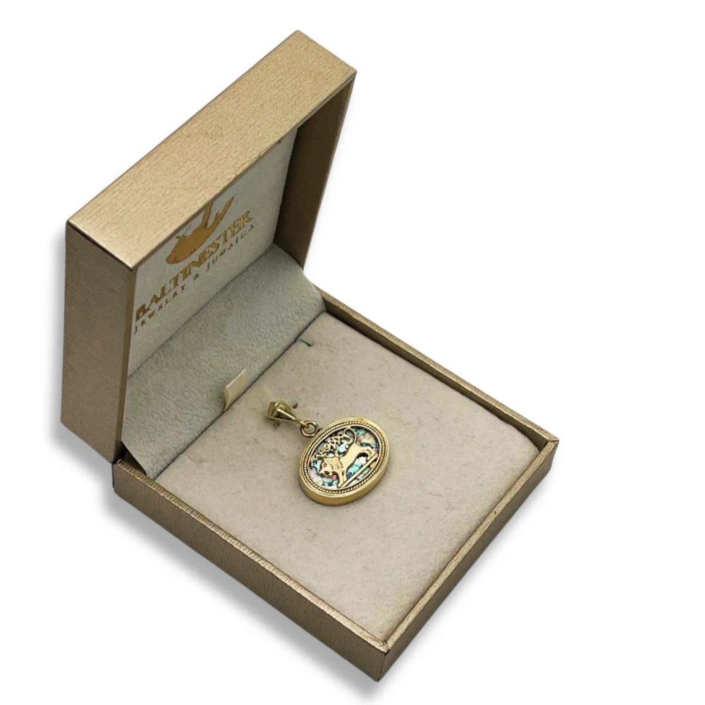 Lion of Megiddo Pendant in 14K Gold with Roman Glass - Image 5
